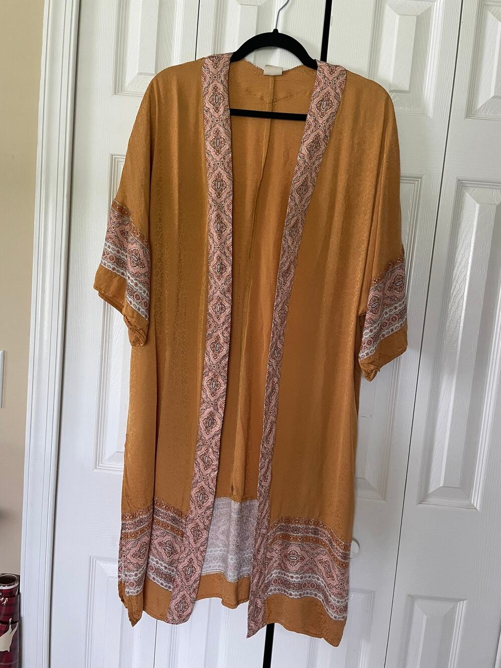 Matilda Jane Good Hart Women's M/L Tinsley Long Gold Kimono